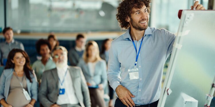 Cómo inspirar el liderazgo positivo en un mundo de transformación: Tecmilenio