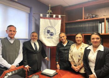 Vecinos y controladores aéreos solicitan a SENEAM incluir a la sociedad en el rediseño de rutas en el Valle de México