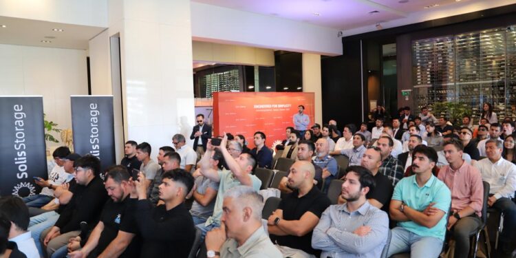 SolisSotorage presenta con Éxito Evercore en Chile