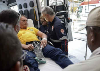 Bolsonaro es operado de una hernia inguinal tras permiso de salir de prisión