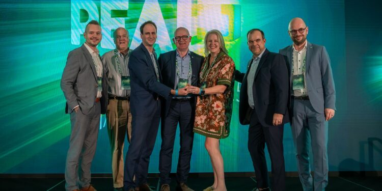 Eastman, AstraZeneca, Kraft Heinz y P&G, reconocidas con los Premios de la Cadena de Suministro de OMP