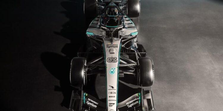 Mercedes presenta la decoración del W17 y revive la ilusión de dominio para la F1 2026