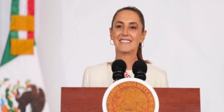 Corte asegura que ahorró mil mdp en compra de camionetas: Sheinbaum