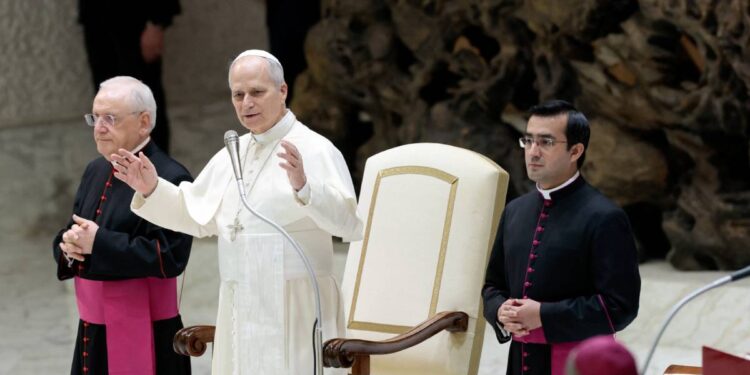 Papa León XIV alerta sobre peligros de chatbots y algoritmos en la IA