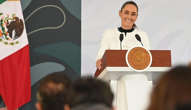 Disminuyen 54% los homicidios dolosos en el Estado de México, de septiembre de 2024 a diciembre de 2025: Presidenta Claudia Sheinbaum