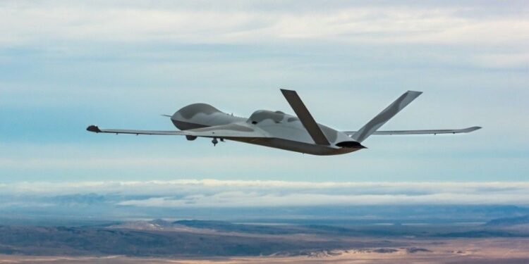 Colaboración entre aeronaves tripuladas y no tripuladas en ejercicio conjunto de autonomía de GA-ASI y USAF