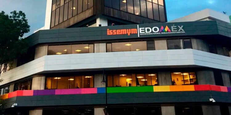 Contraloría admite inconformidad por licitación del ISSEMYM bajo sospecha de sobrecostos