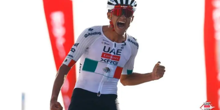 Isaac del Toro hace historia: ¡Primer mexicano campeón del UAE Tour!