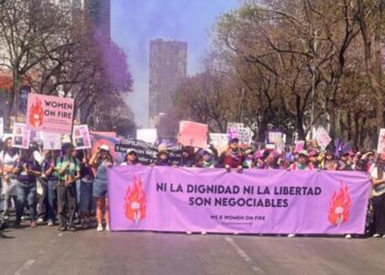 Contingentes comienzan a reunirse en la CDMX para la marcha del 8M