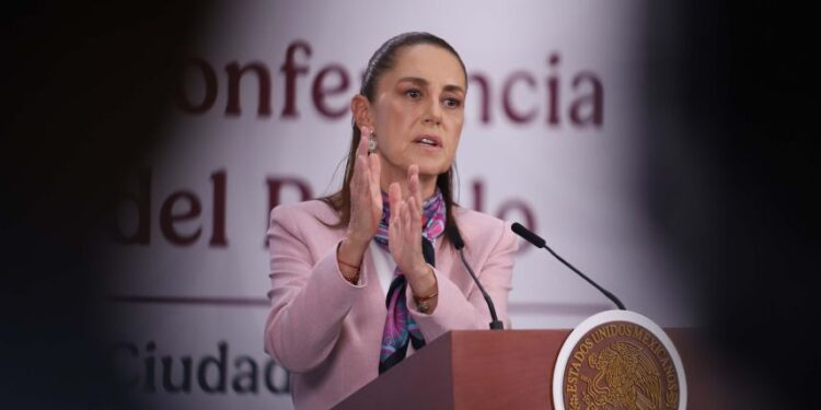 ‘Sheinbaum está agotada, dubitativa e indecisa por presiones de Trump’: Advierte el diario WSJ