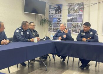 Colonos de Tecamachalco y autoridades refuerzan coordinación para fortalecer la seguridad en la zona