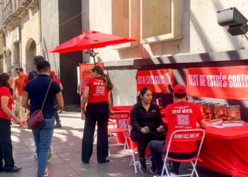 México se suma a la campaña de divulgación de Dianetics mientras la salud mental llega a un punto crítico