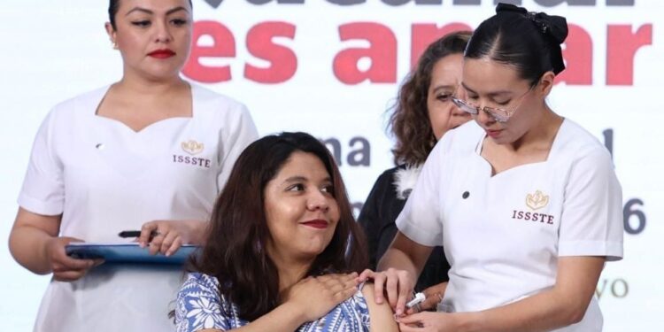 Desde este martes, México aplicará la vacuna contra el virus sincicial respiratorio para mujeres embarazadas