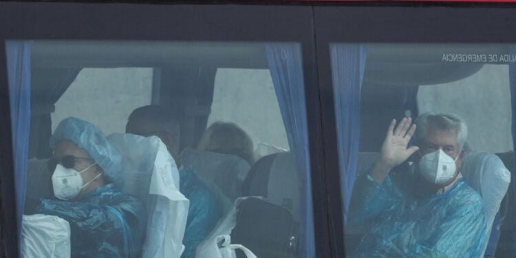Director de la OMS afirma que el riesgo de contagio de hantavirus es bajo, pero se toman precauciones
