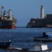 Llega a Cuba un buque comercial con ayuda humanitaria de México y Uruguay