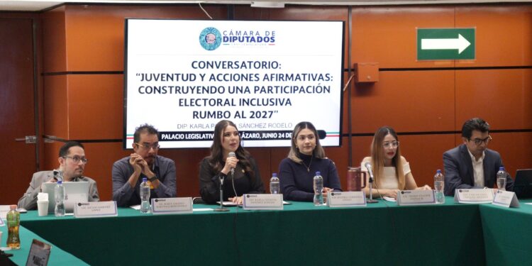 Especialistas, activistas y representantes juveniles demandan acciones afirmativas que garanticen participación política real e incluyente