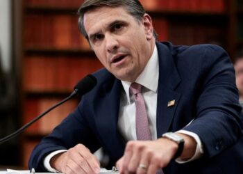 Trump anuncia su intención de nominar a Todd Blanche como fiscal general de forma permanente