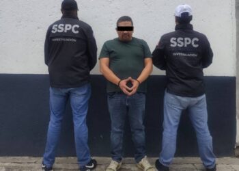 Aprehenden en Puebla a «La Tripa» por extorsión y homicidio; se le vincula con el asesinato del defensor Samir Flores