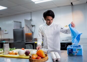 Un color para cada tarea: el método con el que las cocinas mexicanas pueden frenar la contaminación cruzada