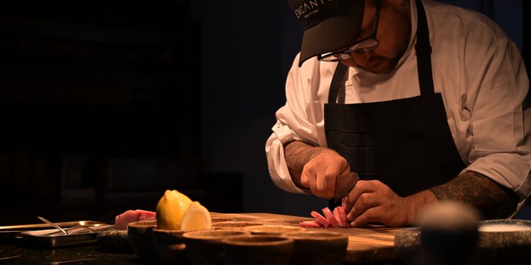 Encanto Fuego & Mar incorpora al chef Edgar Trejo para renovar su propuesta culinaria en Ciudad de México