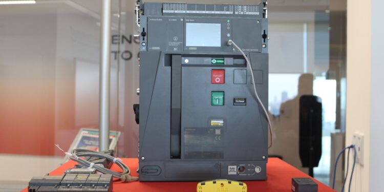 ABB prepara llegada a México de Emax3, interruptor inteligente para data centers e industria. El arte de disfrutar con estilo y sentido.