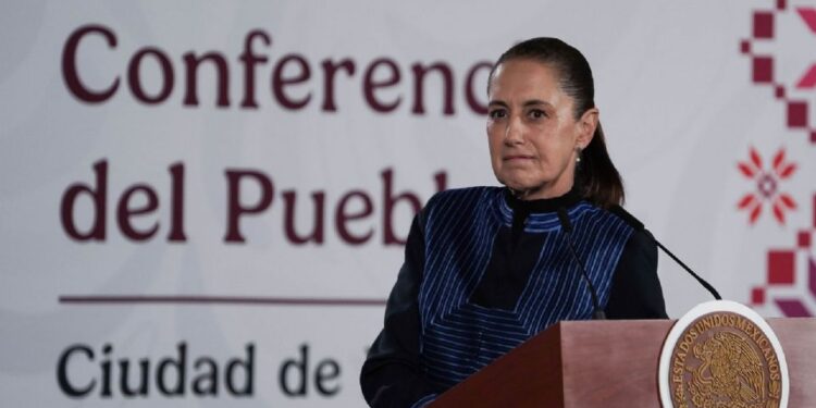 “Está sano y contento”: Sheinbaum responde a versiones sobre AMLO y el regreso de Rocha Moya