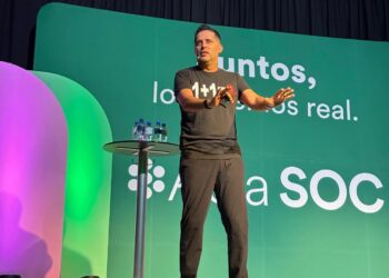 SOC Asesores reúne a su red nacional en Guadalajara con el speaker Jorge Serratos