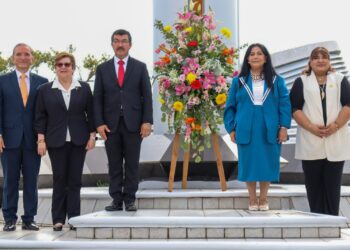 “La UAT es una universidad moderna, dinámica, con rostro humano y corazón social»: rector Dámaso Anaya
