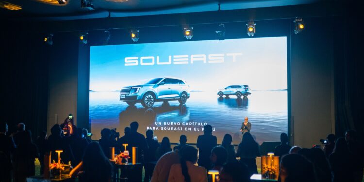 SOUEAST lanza los S06 DM y S08 DM en Perú y amplía su oferta en el mercado peruano