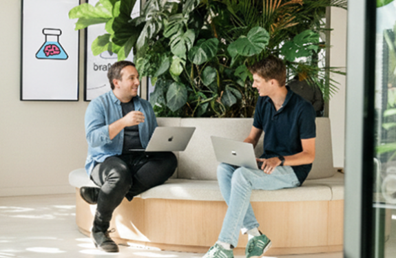 Las 7 tendencias en IA, datos y conversación cambian las reglas del marketing